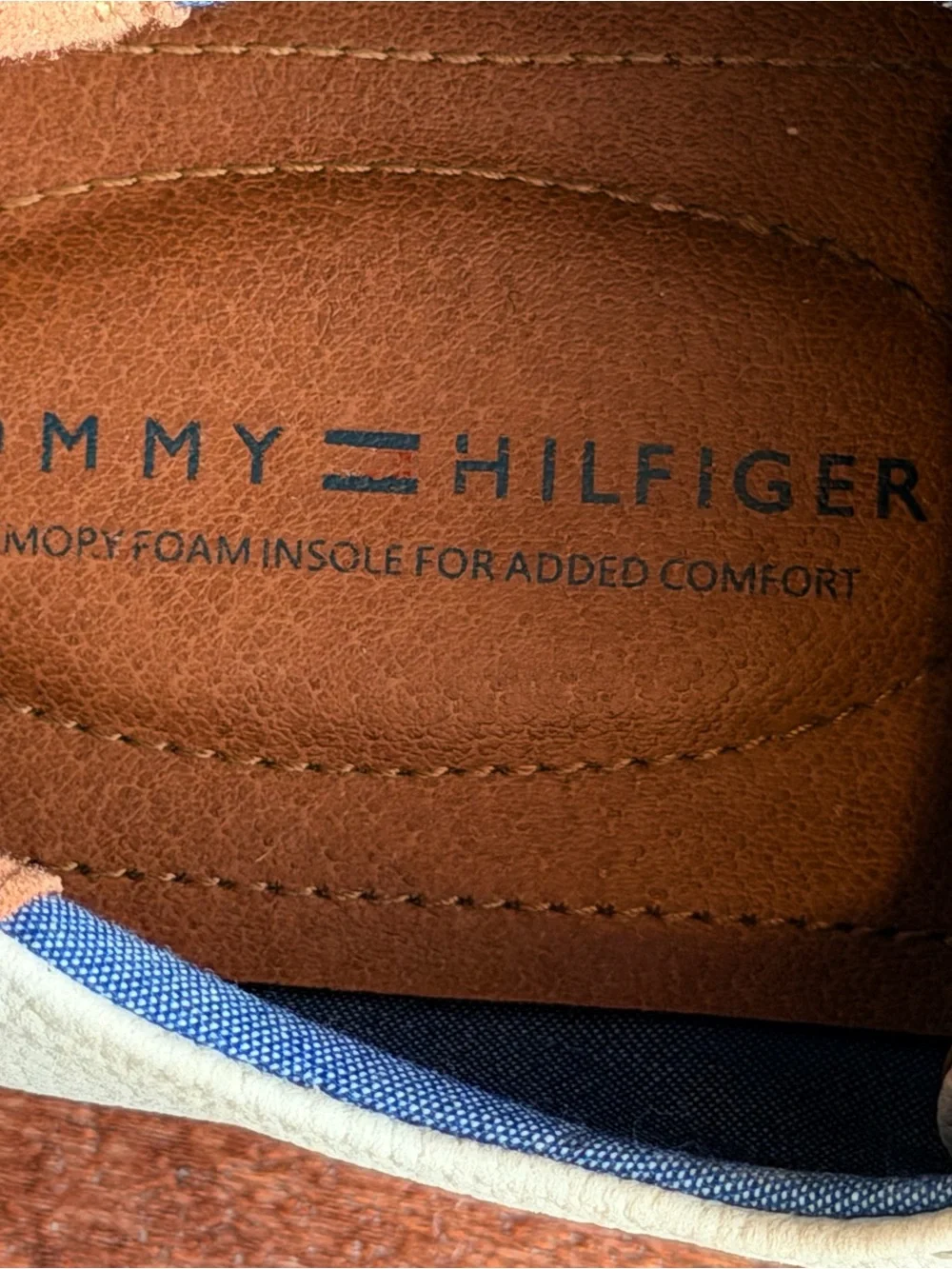 Tommy Hilfiger Men's Cream Leather Derby Shoes with Brown Trim